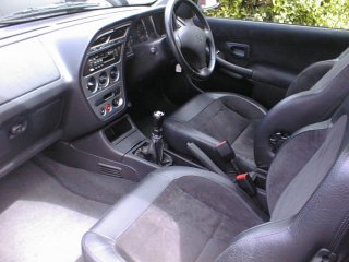 The Peugeot 306 GTi-6 Seats